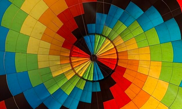 Seven Paint Colors to Transform Small Spaces, From Subtle to Bold