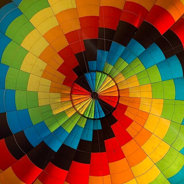 Seven Paint Colors to Transform Small Spaces, From Subtle to Bold