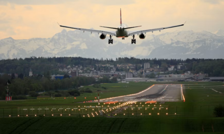 Thousands of Flights Disrupted After U.S. Air Traffic System Failure Exposes Aging Infrastructure