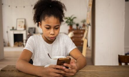 Florida’s Teen Social Media Ban Promises Safety—Science Says It Could Backfire