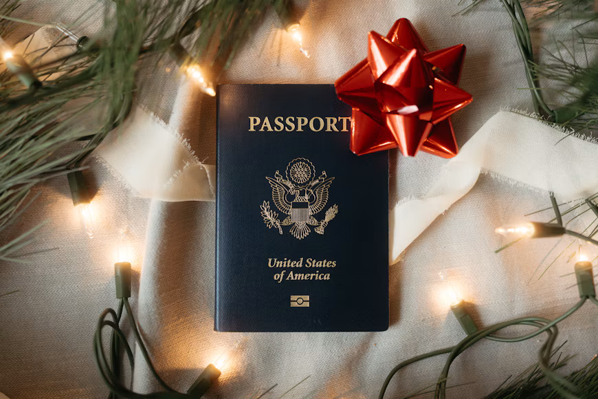 Experts Share Tips for Finding Cheaper Holiday Airfares