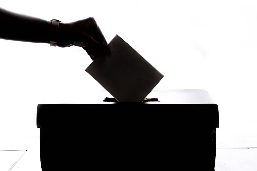 Early Voting Surpasses 20 Million Ballots as U.S. Midterm Elections Approach