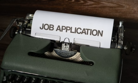 U.S. Weekly Jobless Claims Fall to Near 57-Year Lows, Signalling Continued Labour Market Stability