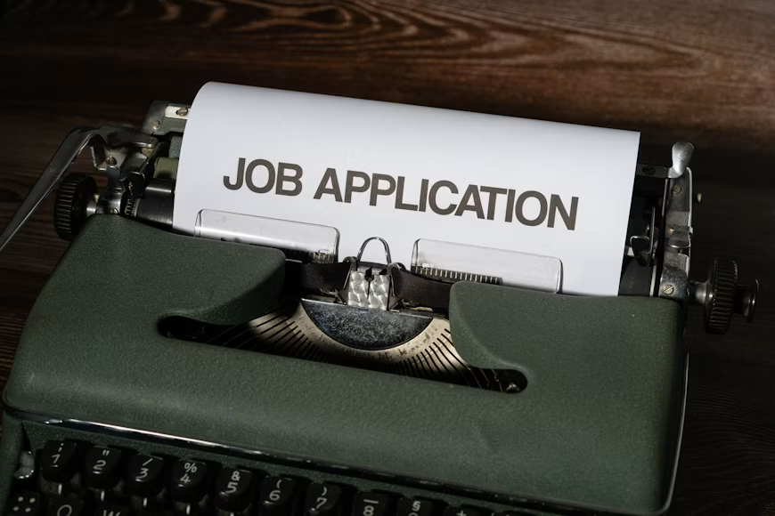 U.S. Weekly Jobless Claims Fall to Near 57-Year Lows, Signalling Continued Labour Market Stability