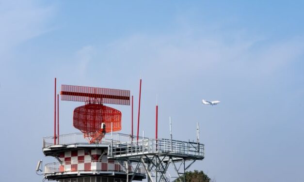 DEMOCRATS URGE FAA TO PAUSE AI AIR TRAFFIC TOOL AT WASHINGTON AIRPORTS